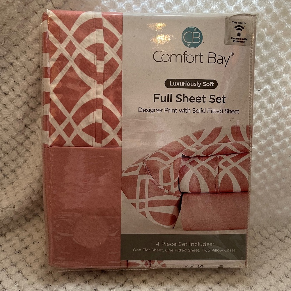 Comfort Bay luxuriously soft pink designer print 4 piece Full size sheet set